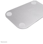 Soporte newstar de pie de mesa hasta 11 ", plata