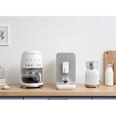 Cafetera de filtro smeg dcf02wheu blanco