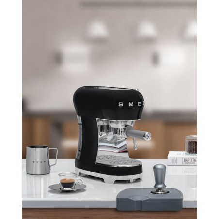 Smeg espresso machine (ecf02bleu) negro negro