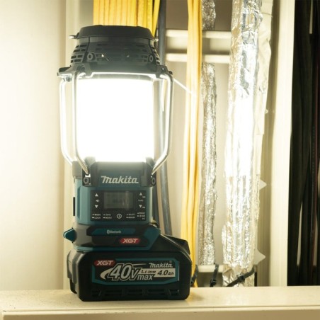 Makita mr009gz radio inalámbrico con linterna 40v