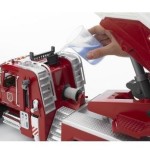 Bruder camion bomberos mack con escalera y deposito de agua 02821