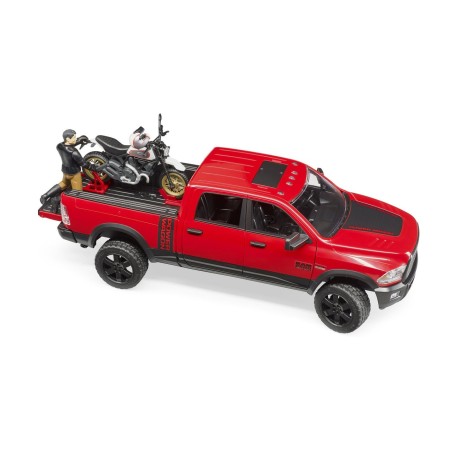 Bruder ram 2500 power wagon con ducati desert sled y conductor