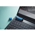 Kingston ironkey vault privacy 50 256 gb, lápiz usb celeste/negro