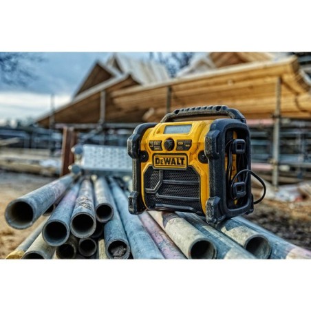 Radio dewalt dcr020-qw  portátil digital negro, amarillo
