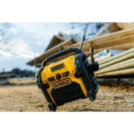 Radio dewalt dcr020-qw  portátil digital negro, amarillo