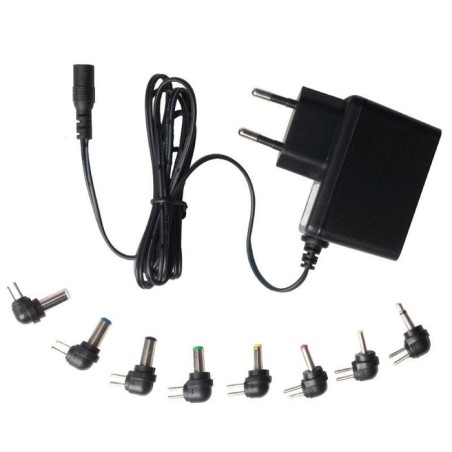 Cargador de ca cc fonestar ad-520f 10w 8 conectores voltaje 5v