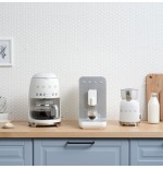 Espumador de leche smeg mff11wheu estilo años 50 blanco