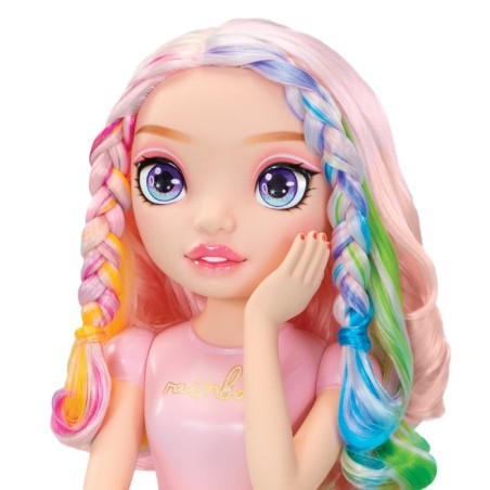 Cabeza de maquillaje y peluquería