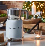 Smeg mff11pbeu espumador o calentador de leche automático azul