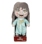 Peluche regan 27 cm the exorcist horror wb collection