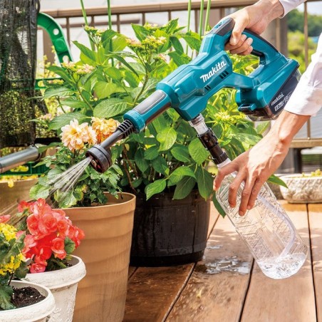 Hidrolimpiadora a batería makita dhw180z