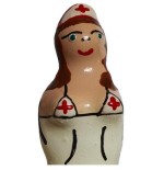Condomerie - preservativo decorativo pintado a mano enfermera morena