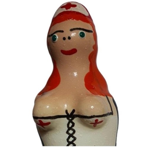 Condomerie - preservativo decorativo pintado a mano enfermera pelirroja