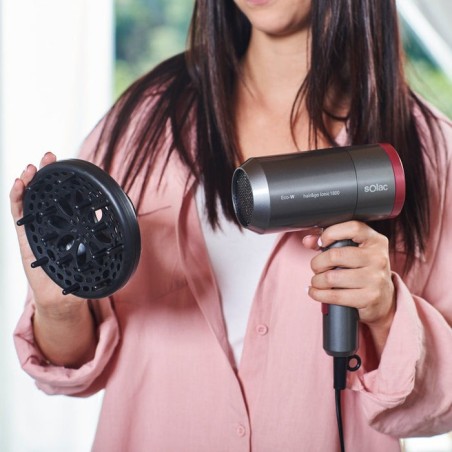 Pae secador solac sv7015  hairgo 1800  2000 ecow de potencia 1800w de consumo