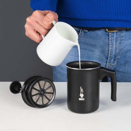 Espumador de leche bialetti tuttocrema 3 tazas - negro (agr394)