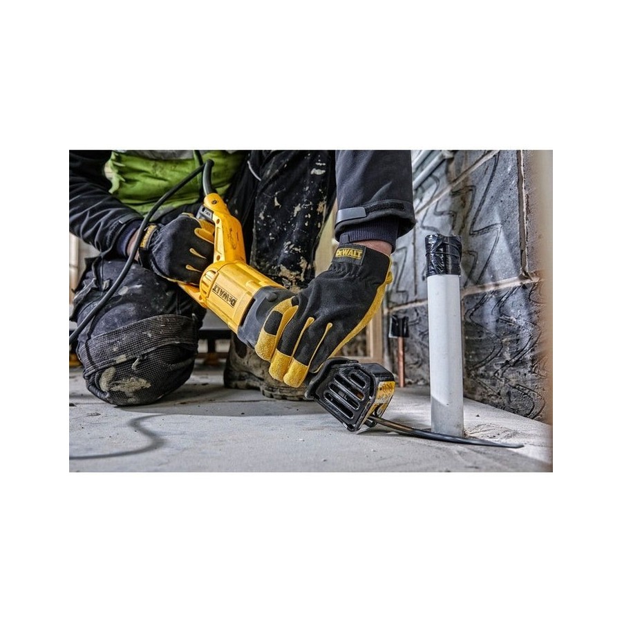 Dewalt sierra sable con velocidad variable 1100wdwe305pk