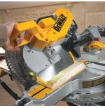 Dewalt ingleteadora telescopica dws780-qs (1675w, 305 mm)