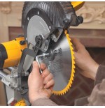 Dewalt ingleteadora telescopica dws780-qs (1675w, 305 mm)