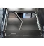 Consola modular digitus tft 17" kvm 1 puerto touchpad esp negro