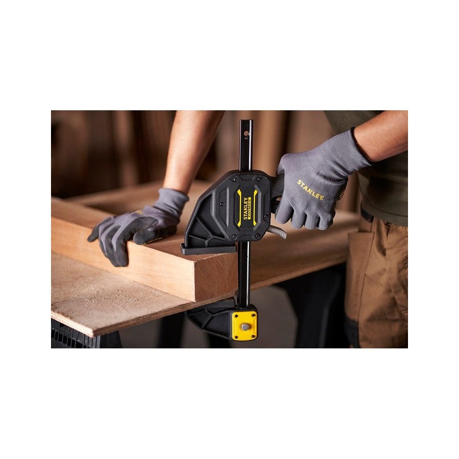 Abrazadera stanley  de una mano fatmax "xl" 150mm fmht0-83238