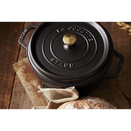 Staub cocotte olla