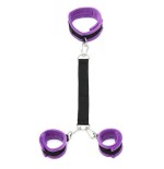 Collar y esposas con correas ajustables  púrpura