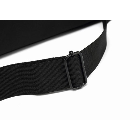 Coolbox maletin portatil 15.6" negro con asa y correa, impermeable